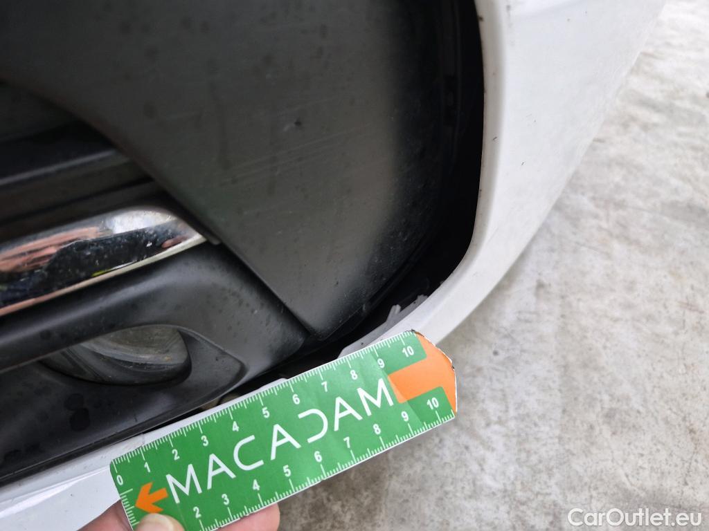  Peugeot  308  / 2017 / 5P / Berline BlueHDi 130 EAT6 S&S ACTIVE BUSINESS / TRANSFO VP/VF #97