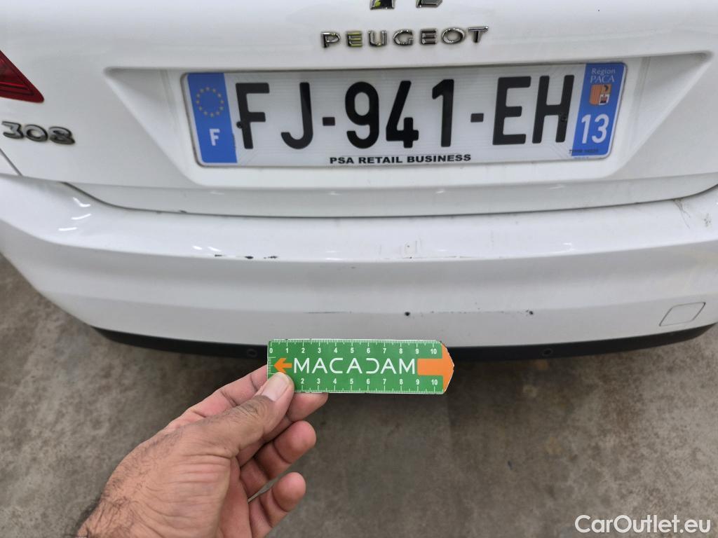  Peugeot  308  / 2017 / 5P / Berline BlueHDi 130 EAT6 S&S ACTIVE BUSINESS / TRANSFO VP/VF #69