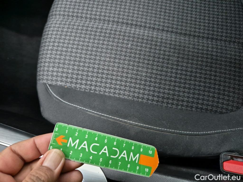  Peugeot  308  / 2017 / 5P / Berline BlueHDi 130 EAT6 S&S ACTIVE BUSINESS / TRANSFO VP/VF #83