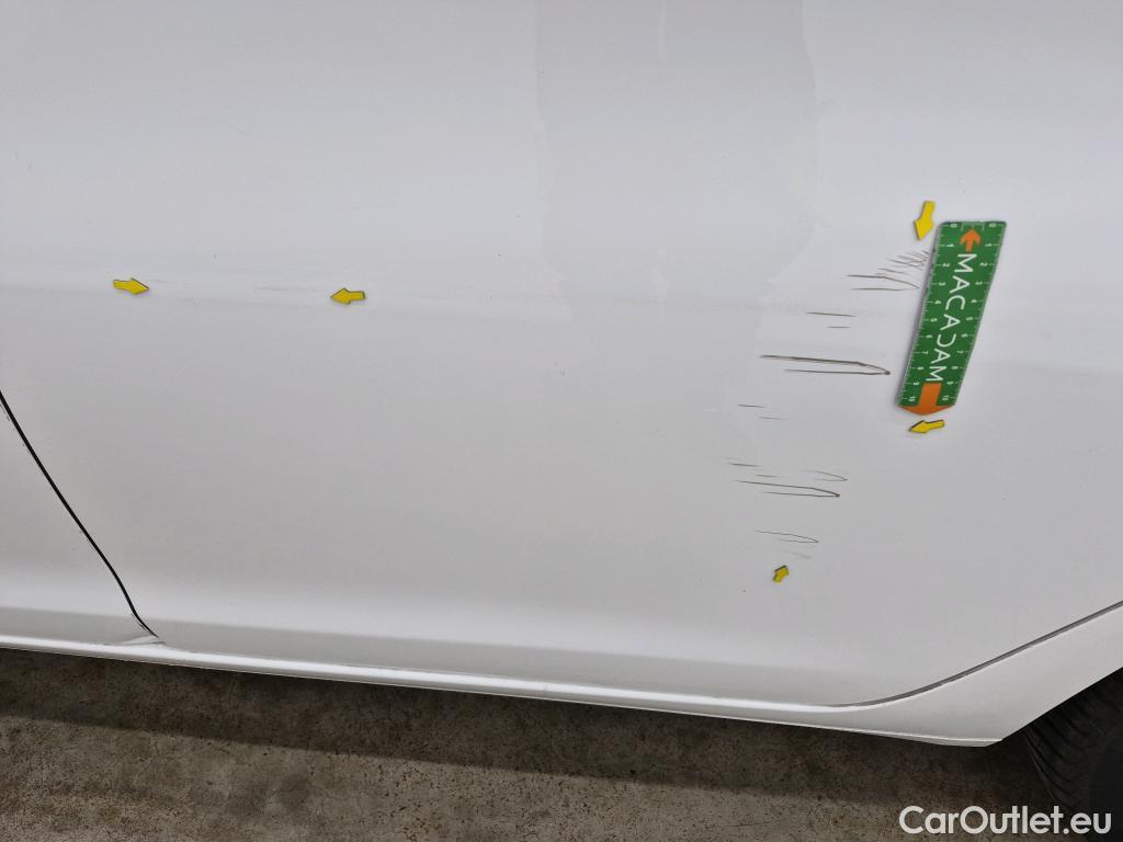  Peugeot  308  / 2017 / 5P / Berline BlueHDi 130 EAT6 S&S ACTIVE BUSINESS / TRANSFO VP/VF #46