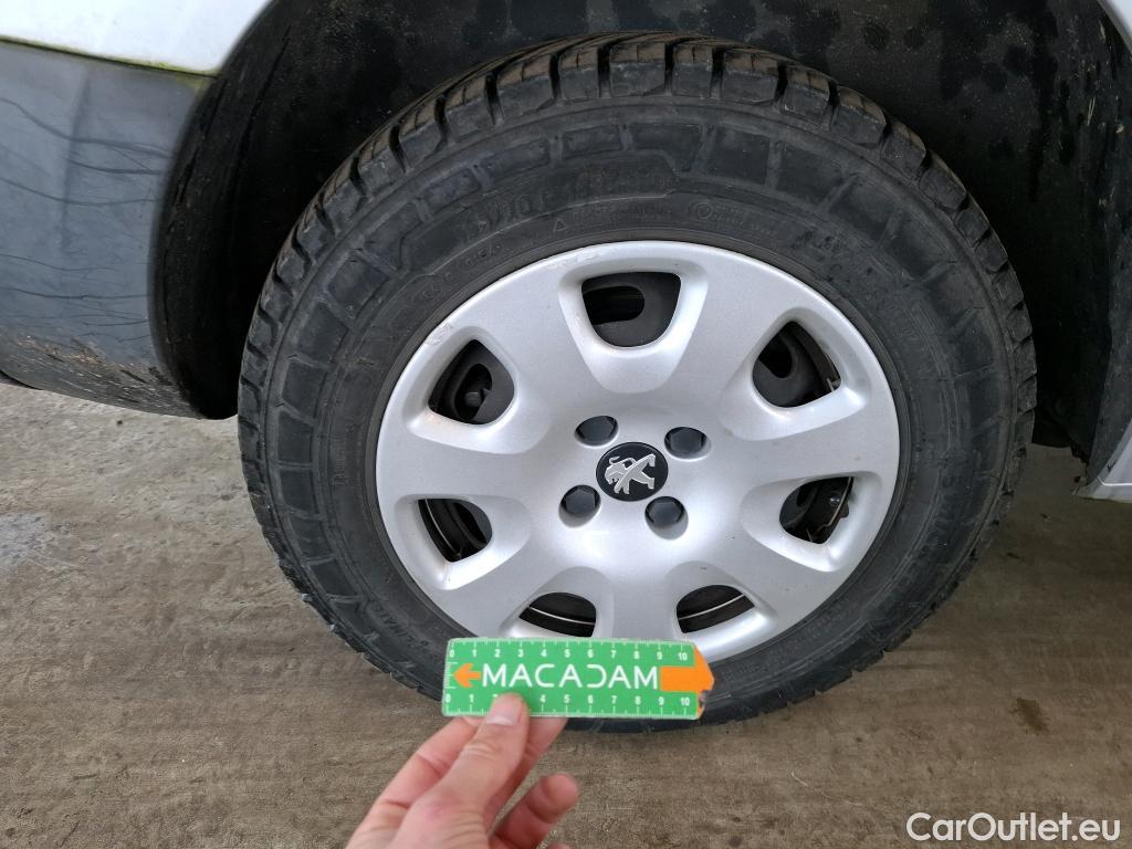  Peugeot  Partner  L1 Electric Premium BVA #7