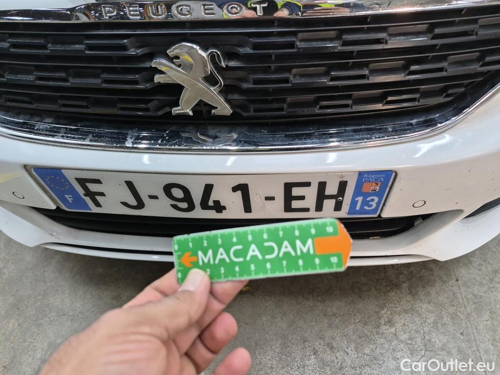  Peugeot  308  / 2017 / 5P / Berline BlueHDi 130 EAT6 S&S ACTIVE BUSINESS / TRANSFO VP/VF #86