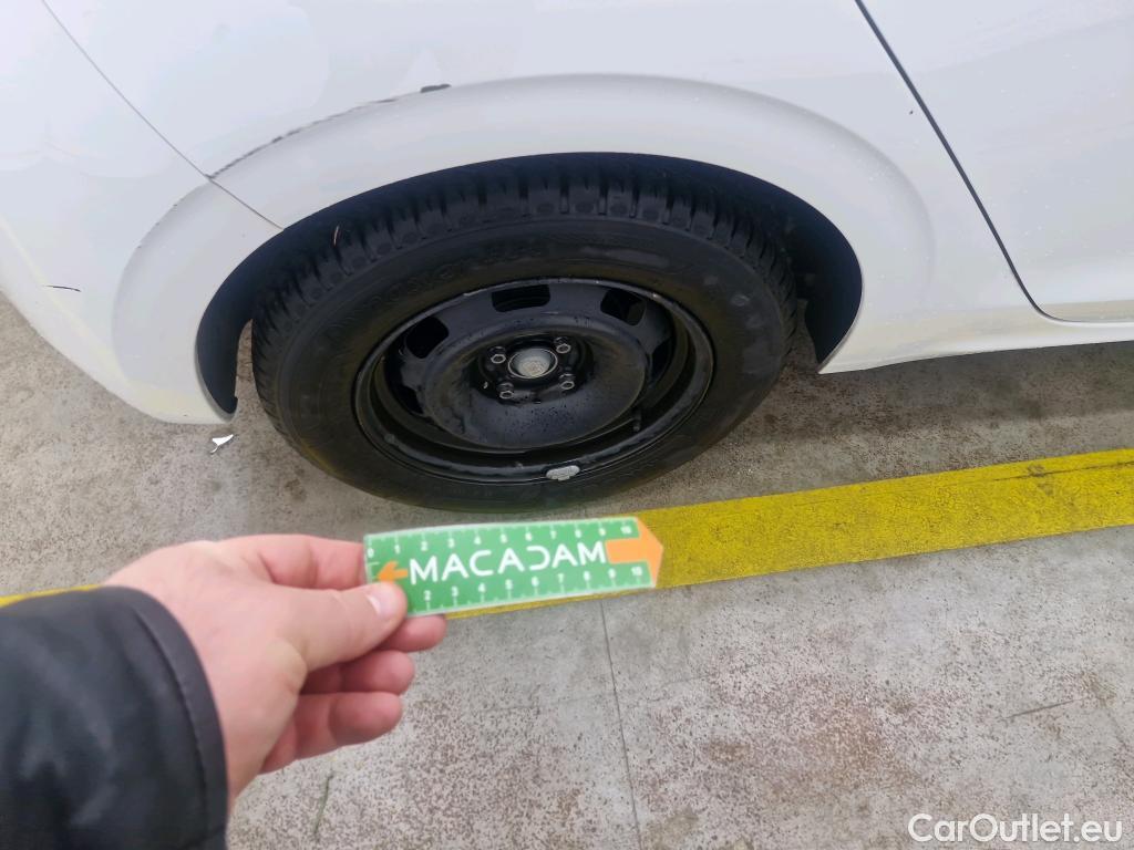  Peugeot  208  Affaire Premium Pack 1.5 HDi 100CV BVM5 E6dT #33