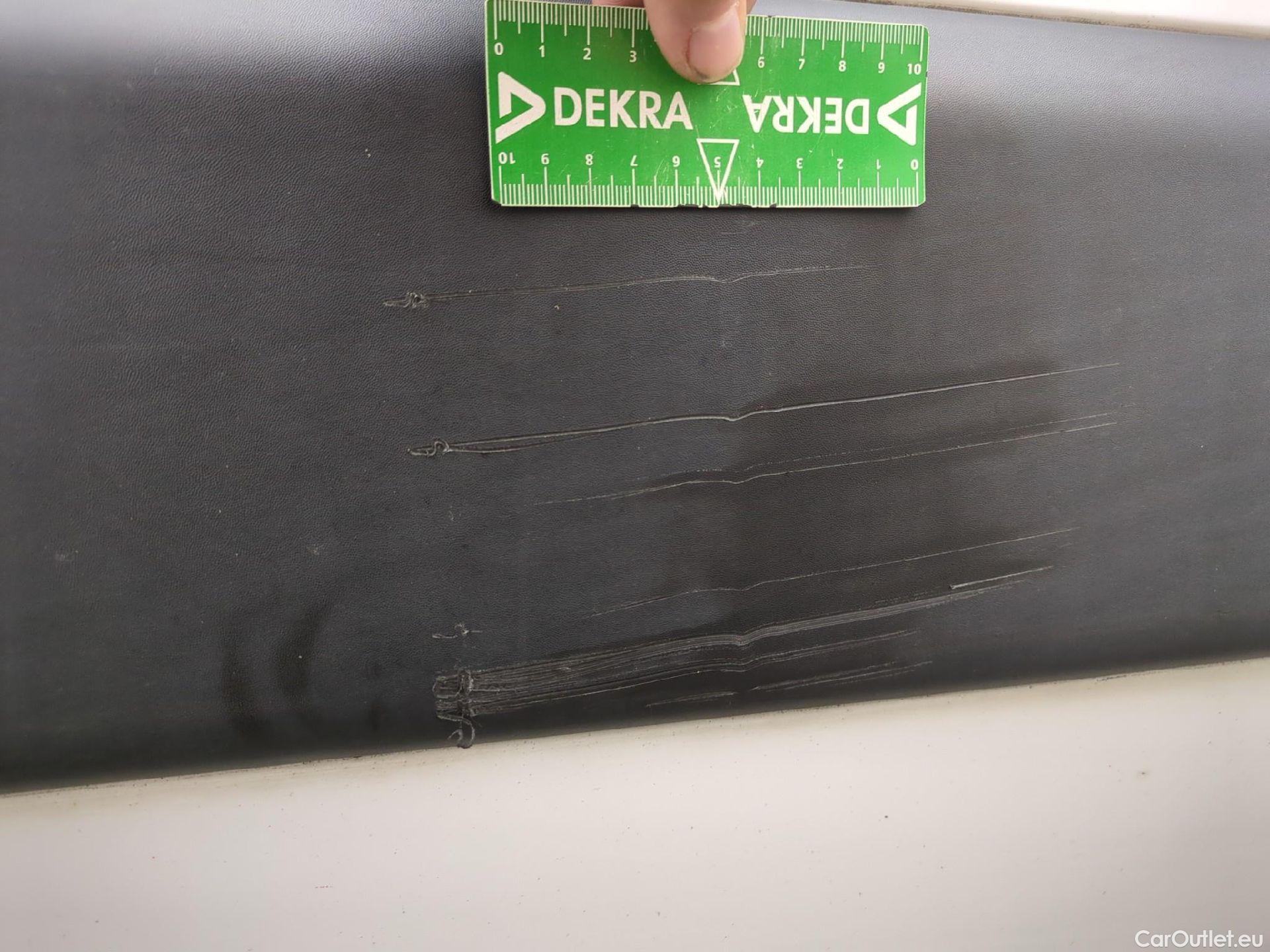  Renault  Master Renault V.I.  VU 2p Châssis cabine 2.3 150.35 CC L2 PFC C E4 P-MS #32