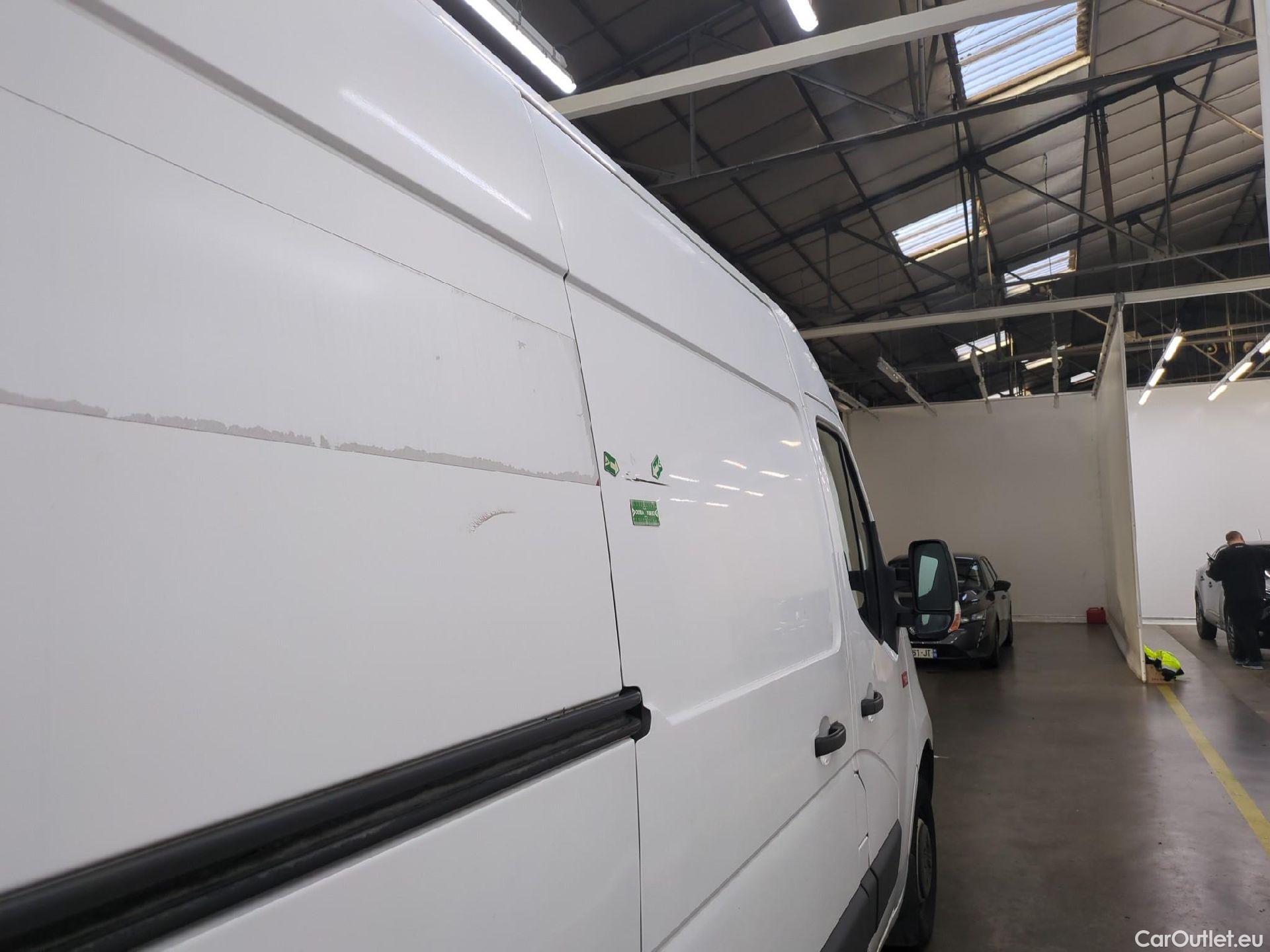  Renault  Master Renault V.I.  VU 2p Châssis cabine 2.3 150.35 CC L2 PFC C E4 P-MS #29