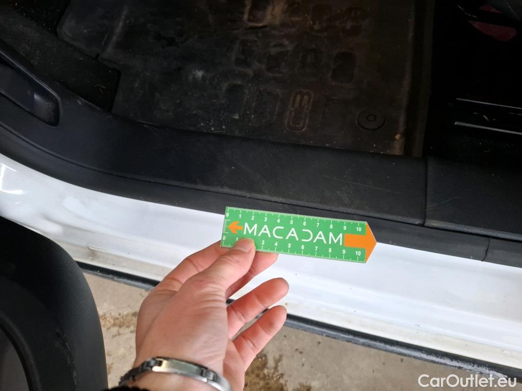  Citroen  C3  Société Feel 1.5 BlueHDI 100CV BVM5 E6dT #12