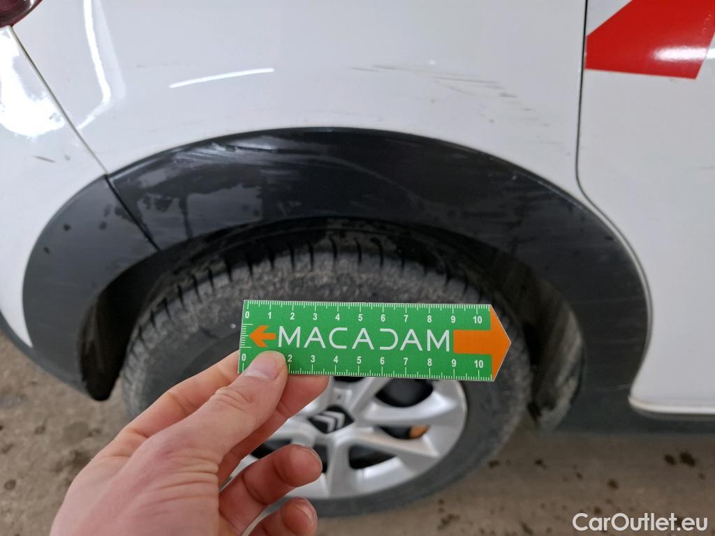  Citroen  C3  Société Feel 1.5 BlueHDI 100CV BVM5 E6dT #16