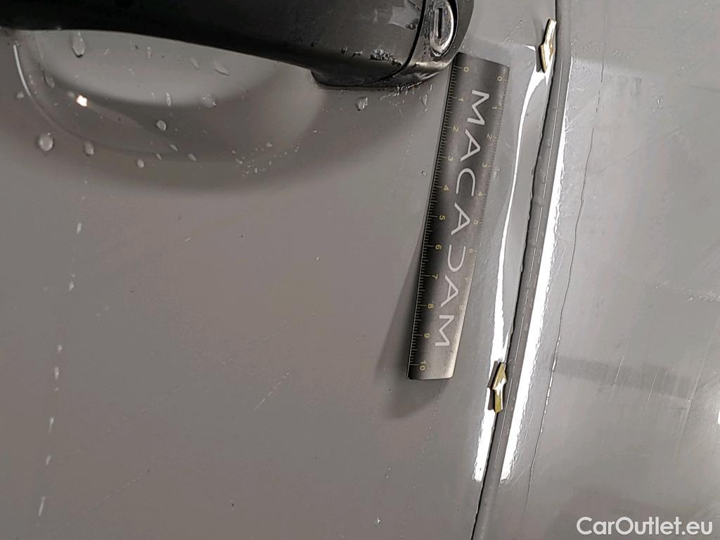  Citroen  Berlingo CITROEN  Van / 2018 / 4P / Fourgonnette Taille M 650kg BlueHDi 100 S&S BVM Club #2