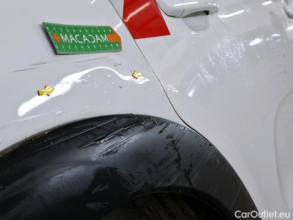  Citroen  C3  Société Feel 1.5 BlueHDI 100CV BVM5 E6dT #4