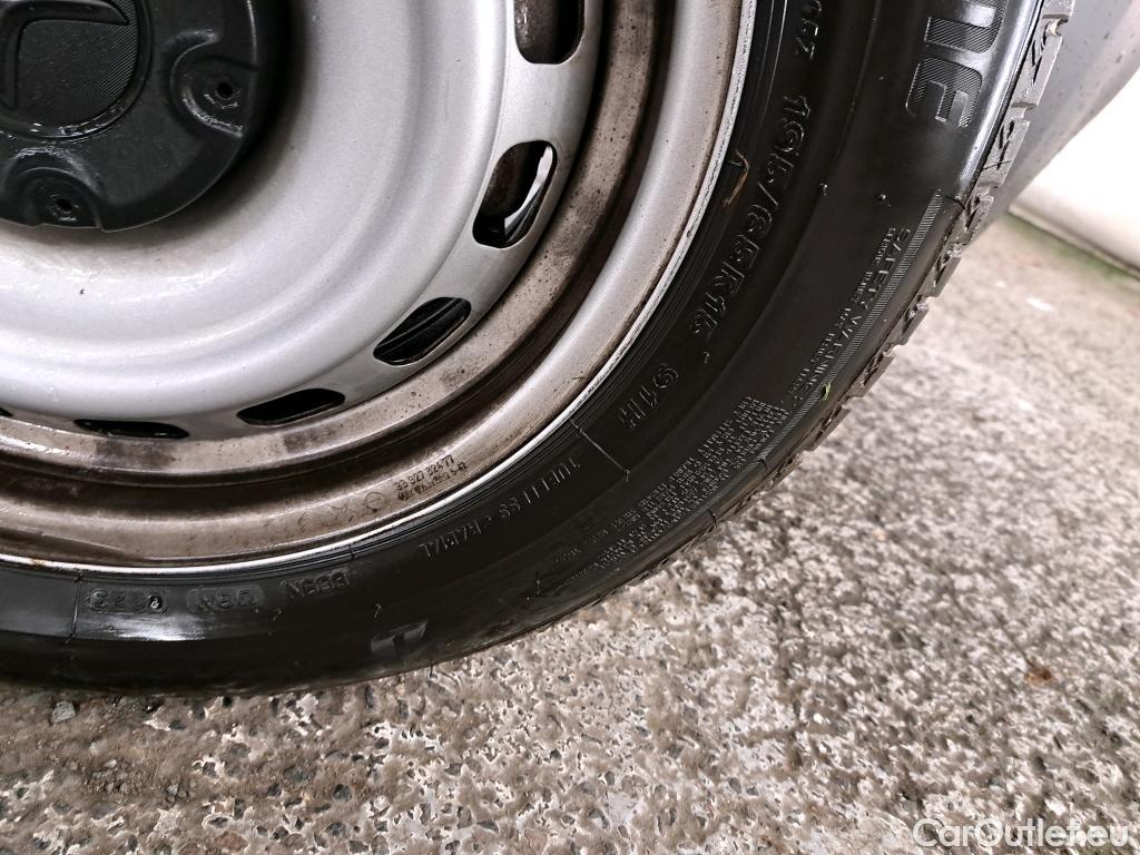  Citroen  Berlingo CITROEN  Van / 2018 / 4P / Fourgonnette Taille M 650kg BlueHDi 100 S&S BVM Club #25