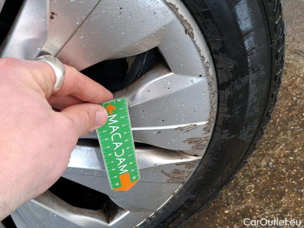  Mercedes  C-Klasse MERCEDES-BENZ Classe C Berline / 2021 / 4P / Berline C 300 e Avantgarde Line #22