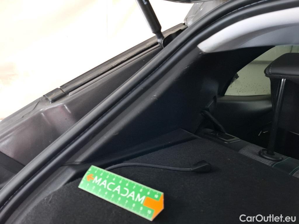  Peugeot  2008  Allure Business 1.2 PureTech 130CV BVA8 E6d #5