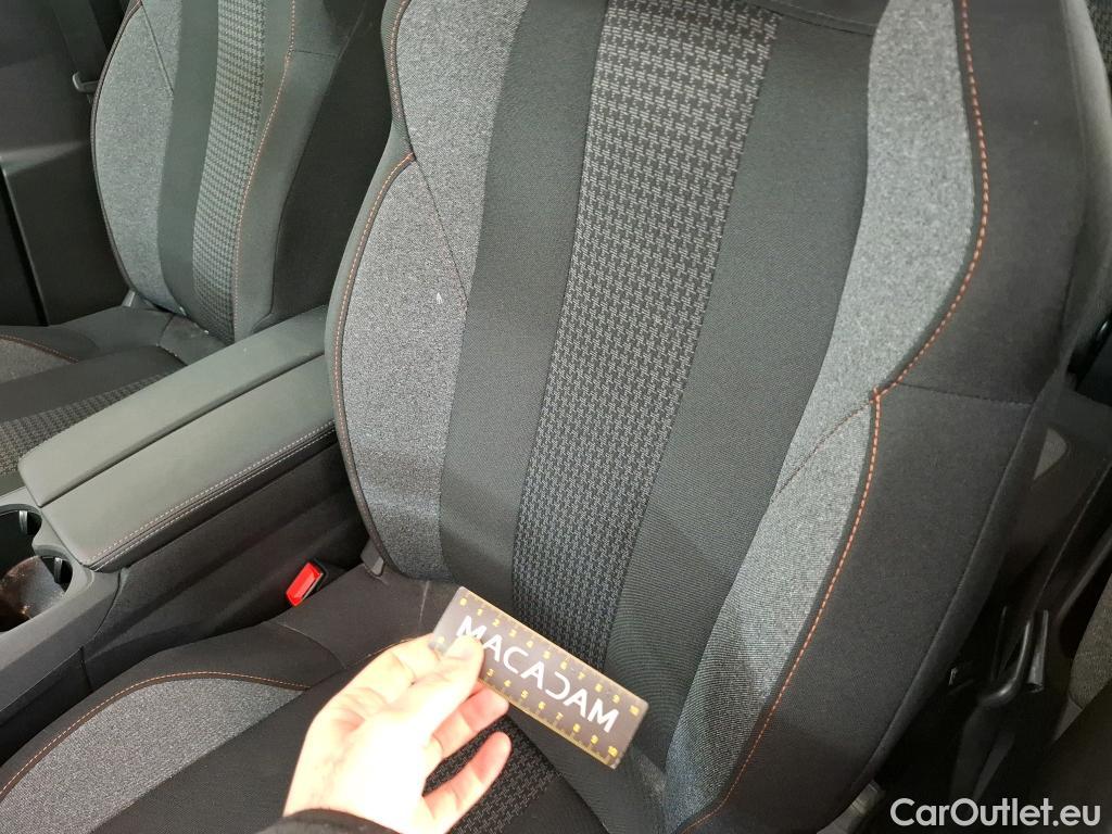  Peugeot  3008  Active Business 1.2 PureTech 130CV BVA8 E6d #26