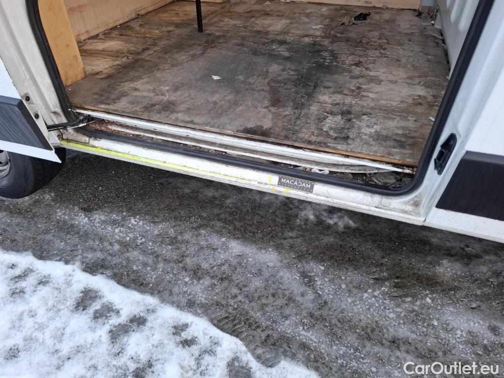  Citroen  Jumper CITROEN  VU 4p Fourgon 30 L1H1 BlueHDi 110 BVM6 Business #56