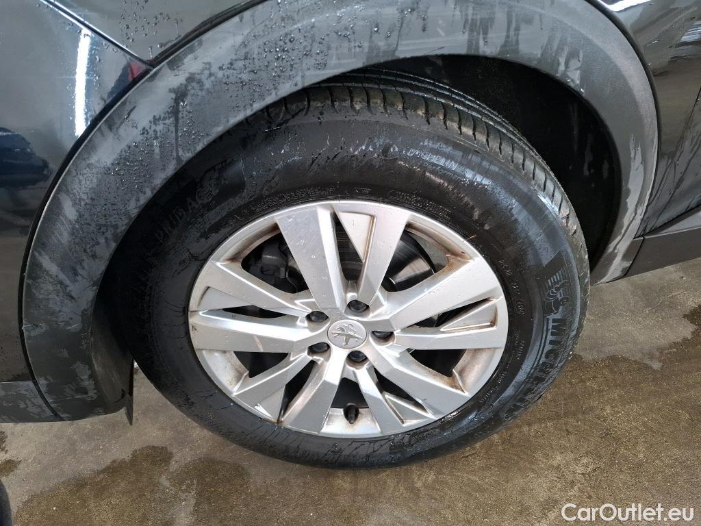  Peugeot  3008  Active Business 1.2 PureTech 130CV BVA8 E6d #4