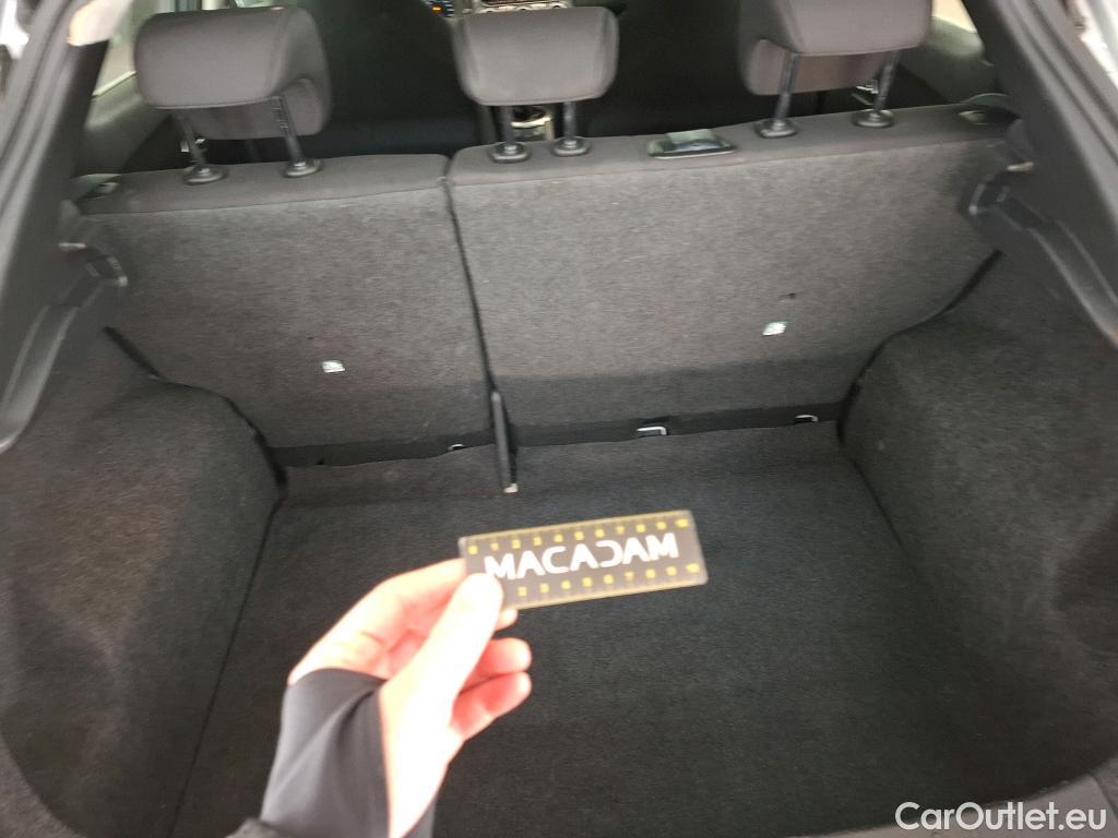  Nissan  Juke NISSAN   2019  5P  Crossover DIGT 114 BVM6 Business Edition #3