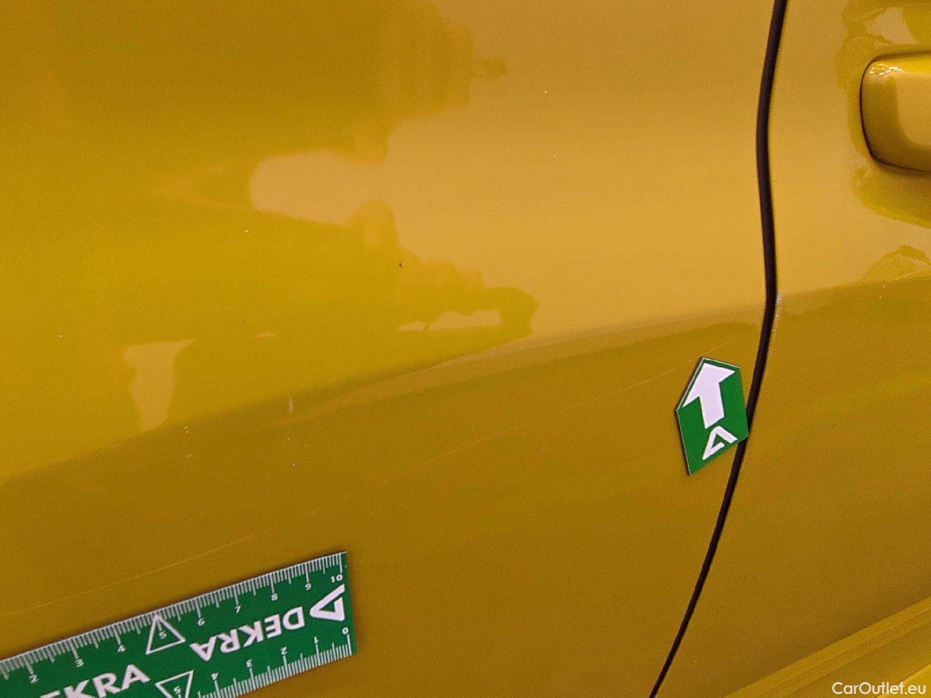  Peugeot  208  Allure Pack 1.5 HDi 100CV BVM6 E6d #33