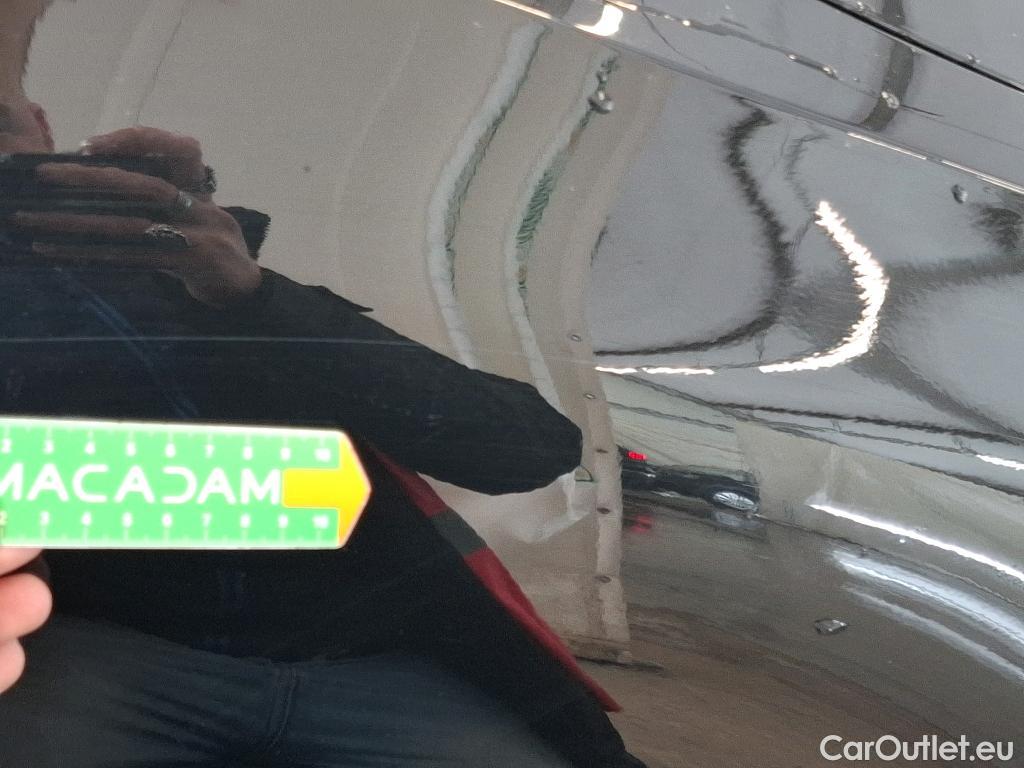  Mercedes  C-Klasse MERCEDES-BENZ Classe C Berline / 2021 / 4P / Berline C 300 e Avantgarde Line #15