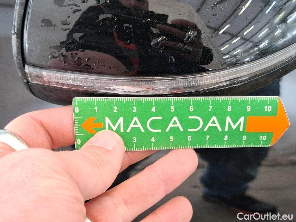  Mercedes  C-Klasse MERCEDES-BENZ Classe C Berline / 2021 / 4P / Berline C 300 e Avantgarde Line #29