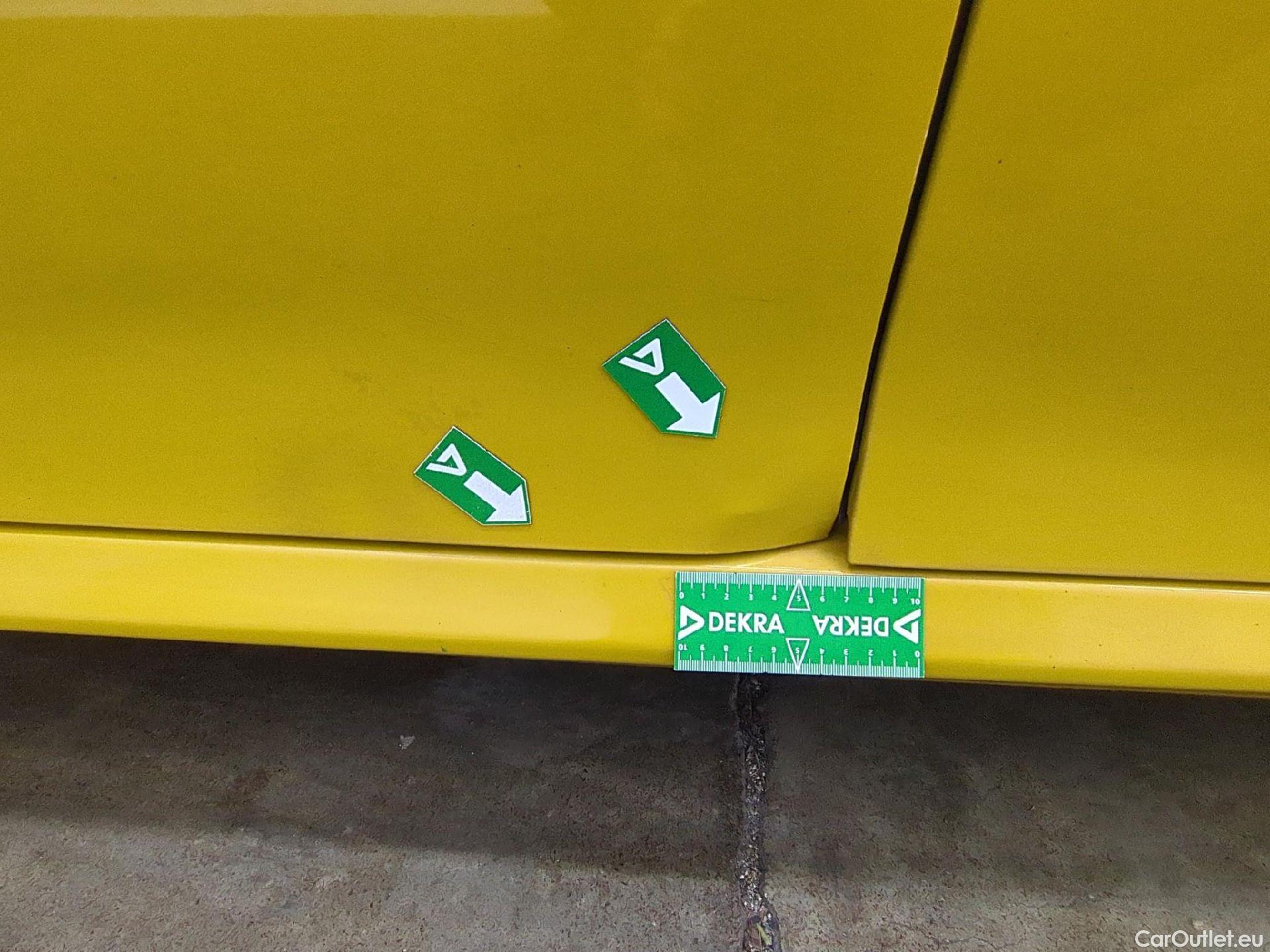  Peugeot  208  Allure Pack 1.5 HDi 100CV BVM6 E6d #10