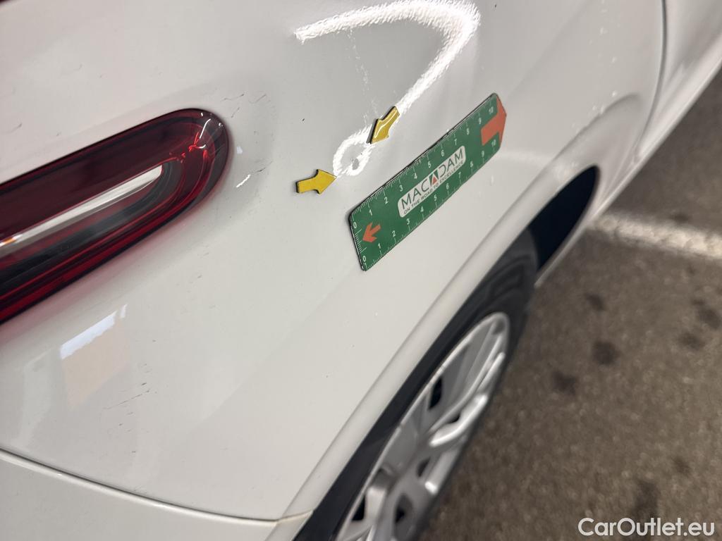  Peugeot  208  Affaire Premium Pack 1.5 HDi 100CV BVM5 E6dT #28