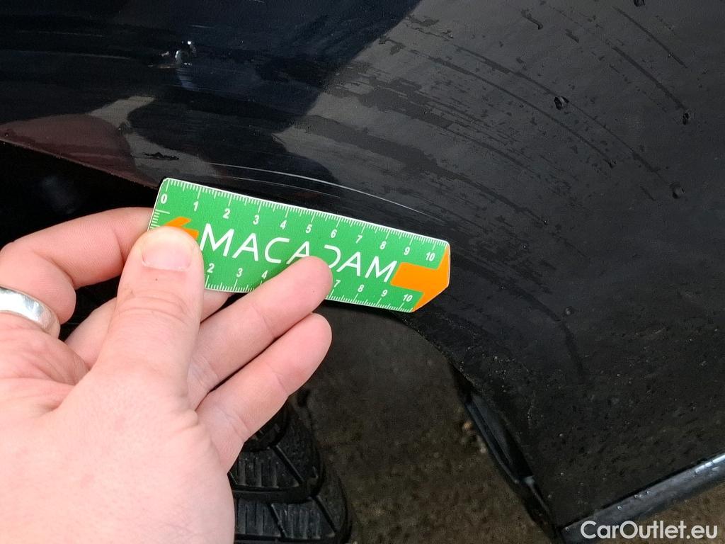  Mercedes  C-Klasse MERCEDES-BENZ Classe C Berline / 2021 / 4P / Berline C 300 e Avantgarde Line #12