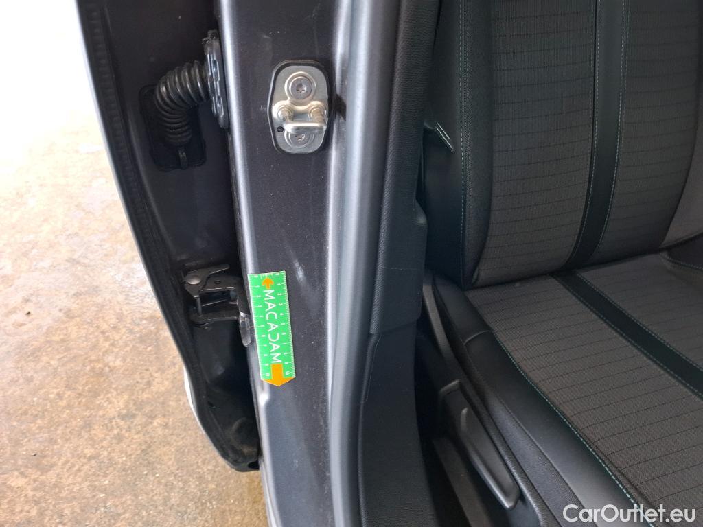  Peugeot  2008  Allure Business 1.2 PureTech 130CV BVA8 E6d #3