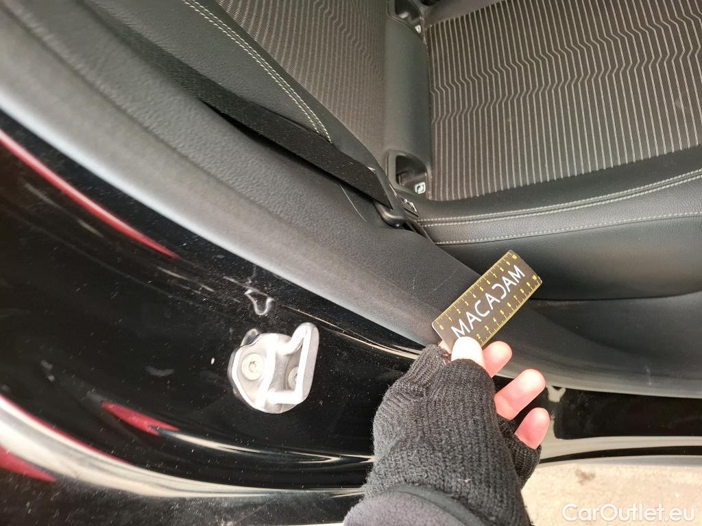  Mercedes  GLA MERCEDES-BENZ  / 2020 / 5P / SUV 1.3  250 e BUSINESS LINE DCT #9