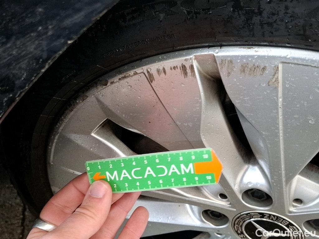  Mercedes  C-Klasse MERCEDES-BENZ Classe C Berline / 2021 / 4P / Berline C 300 e Avantgarde Line #23