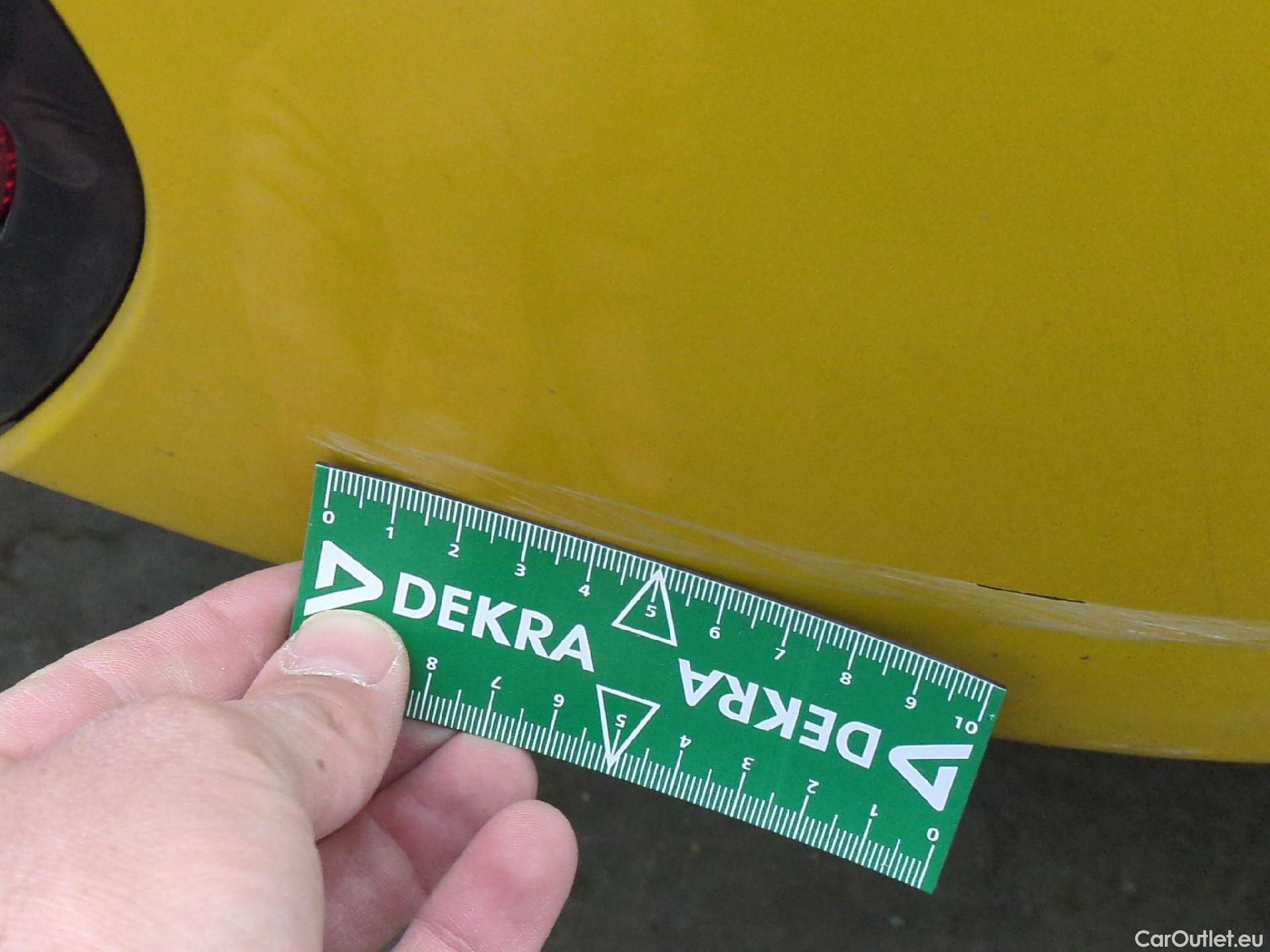  Peugeot  208  Allure Pack 1.5 HDi 100CV BVM6 E6d #28