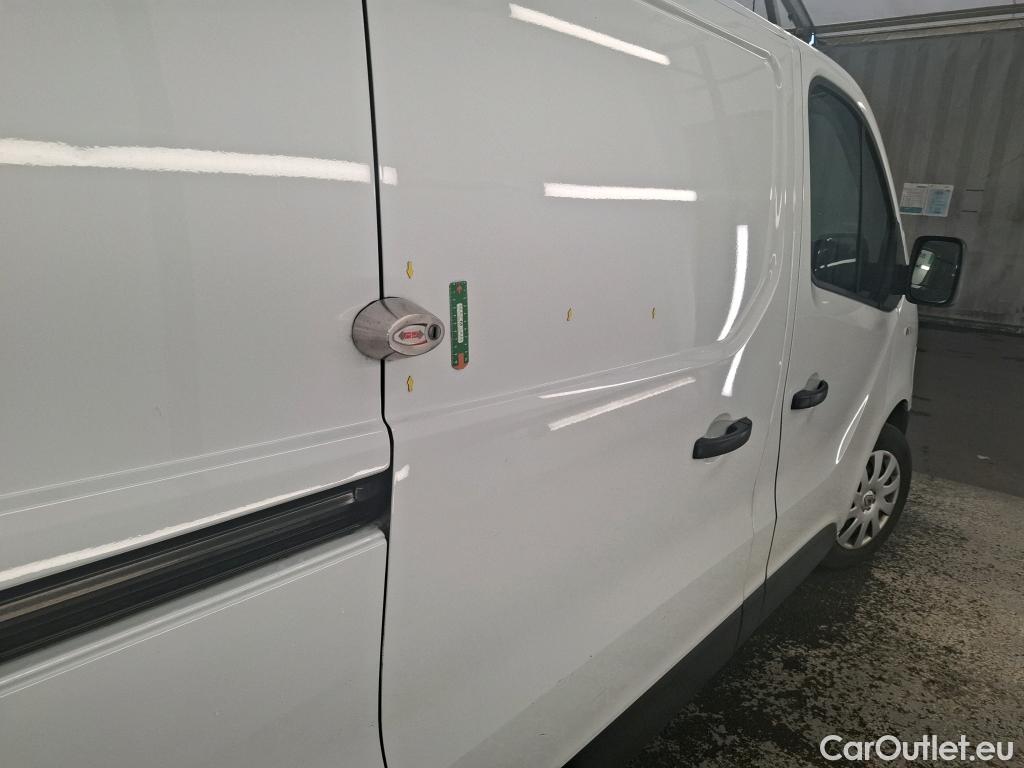  Renault  Trafic RENAULT  / 2019 / 4P / Fourgon tole FG GCF L1H1 1200 dCi 120 #3