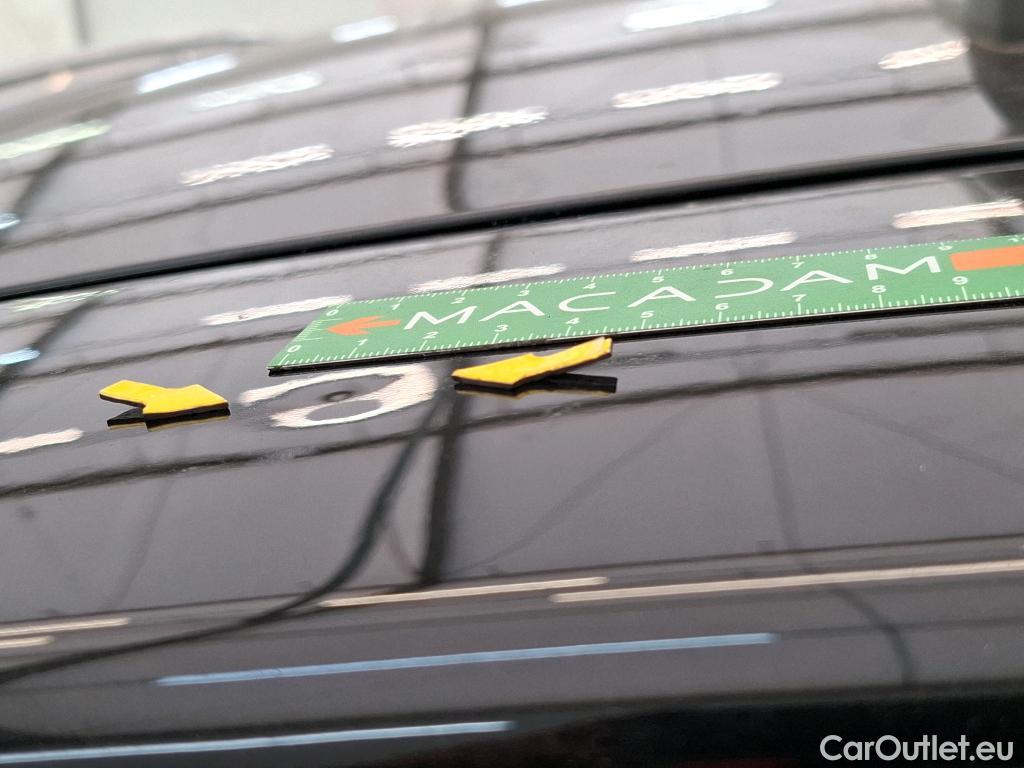  Land Rover  Discovery SUZUKI Vitara / 2015 / 5P / SUV 1.5 Dualjet hybrid PRIVILEGE AT #24