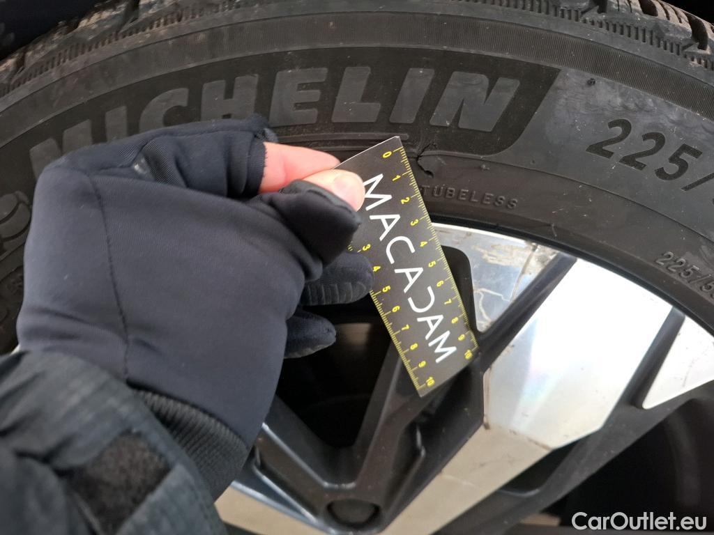  Peugeot  5008  GT Line 1.5 HDi 130CV BVA8 7 Sieges E6dT #5