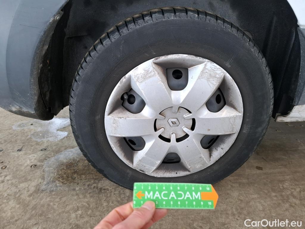  Renault  Kangoo  II Express Maxi Extra (Série Spéciale) 1.5 dCi 95CV BVM6 E6dT #64