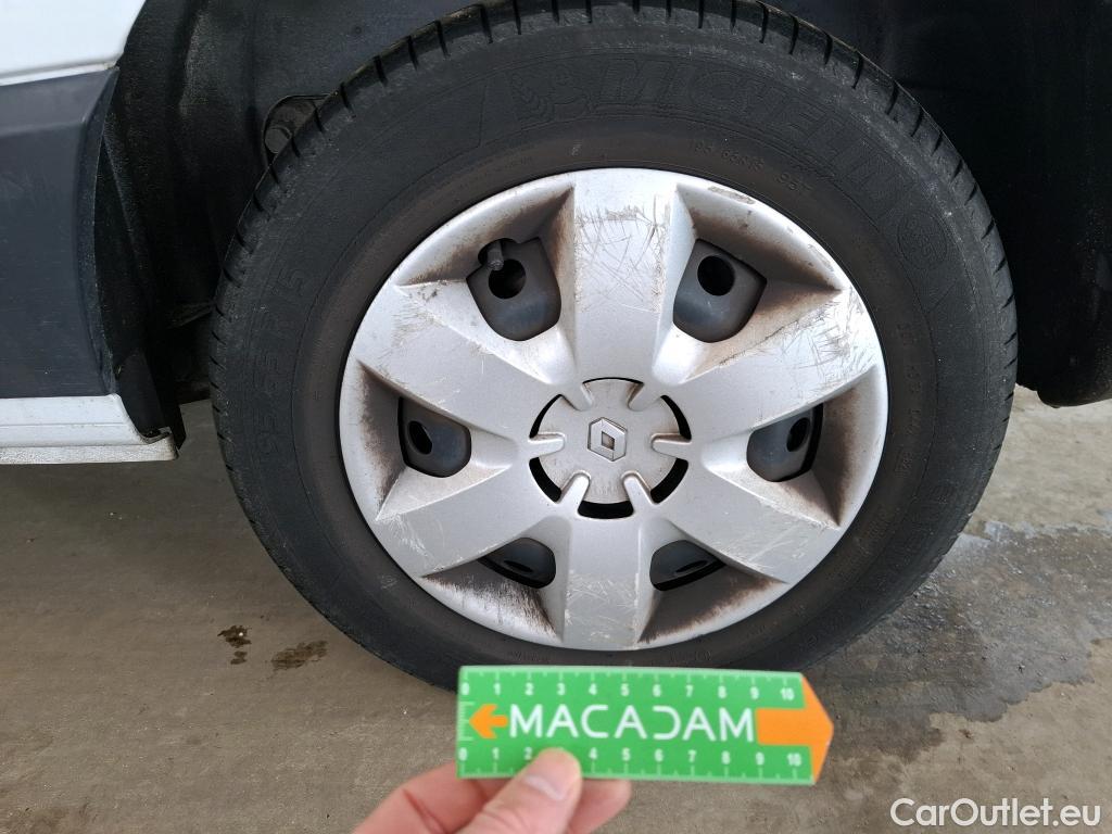  Renault  Kangoo  II Express Maxi Extra (Série Spéciale) 1.5 dCi 95CV BVM6 E6dT #88