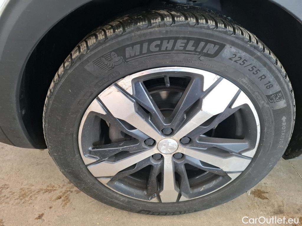  Peugeot  5008  GT Line 1.5 HDi 130CV BVA8 7 Sieges E6dT #4