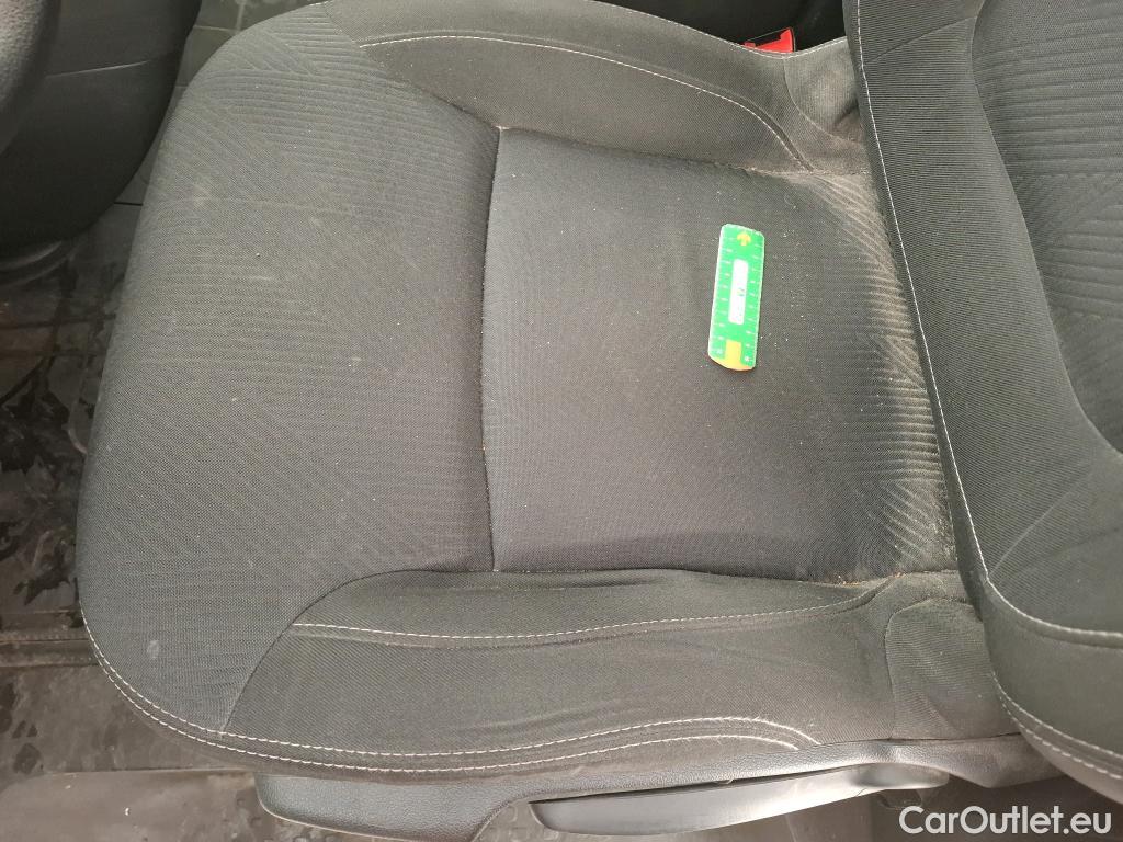  Renault  Trafic RENAULT  / 2019 / 4P / Fourgon tole FG GCF L1H1 1200 dCi 120 #22