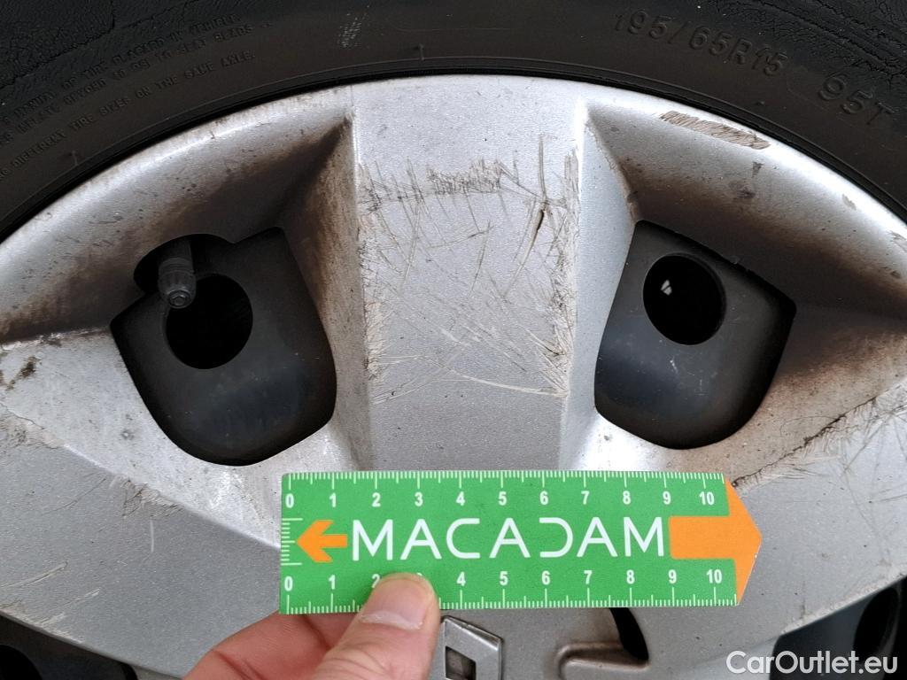  Renault  Kangoo  II Express Maxi Extra (Série Spéciale) 1.5 dCi 95CV BVM6 E6dT #89