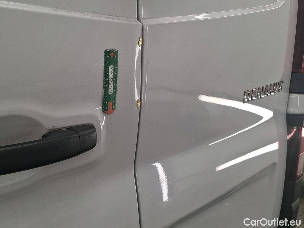  Renault  Trafic RENAULT  / 2019 / 4P / Fourgon tole FG GCF L1H1 1200 dCi 120 #12