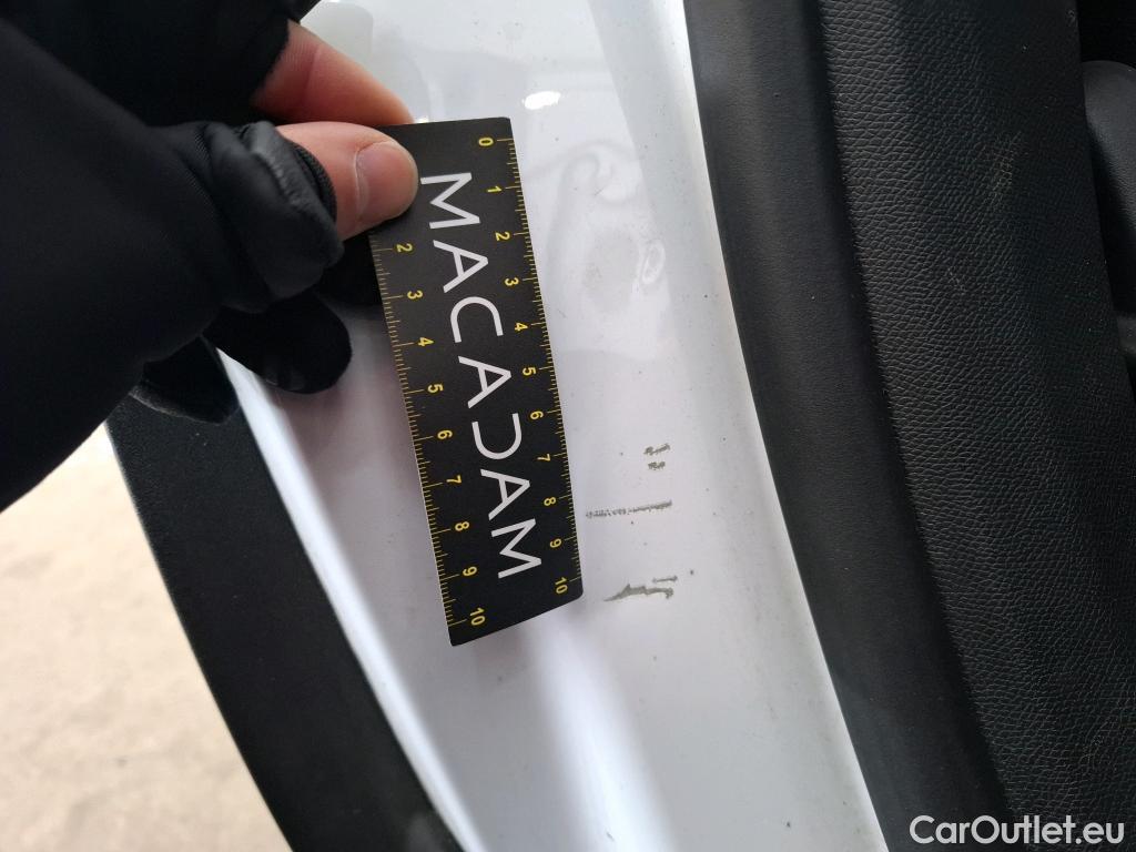  Peugeot  5008  GT Line 1.5 HDi 130CV BVA8 7 Sieges E6dT #17