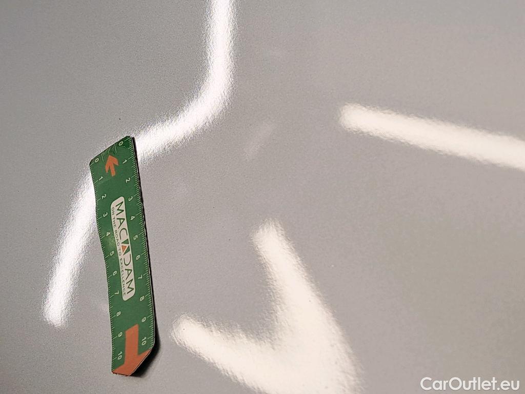  Renault  Captur RENAULT   2019  5P  SUV Business ETech hybride rechargeable 160 #8