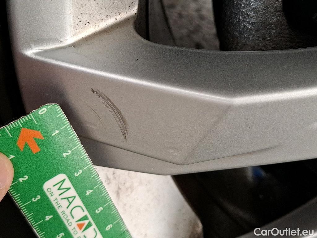  Volkswagen  T-ROC VOLKSWAGEN  / 2017 / 5P / SUV 1.5 TSI 150 EVO CARAT DSG7 #18