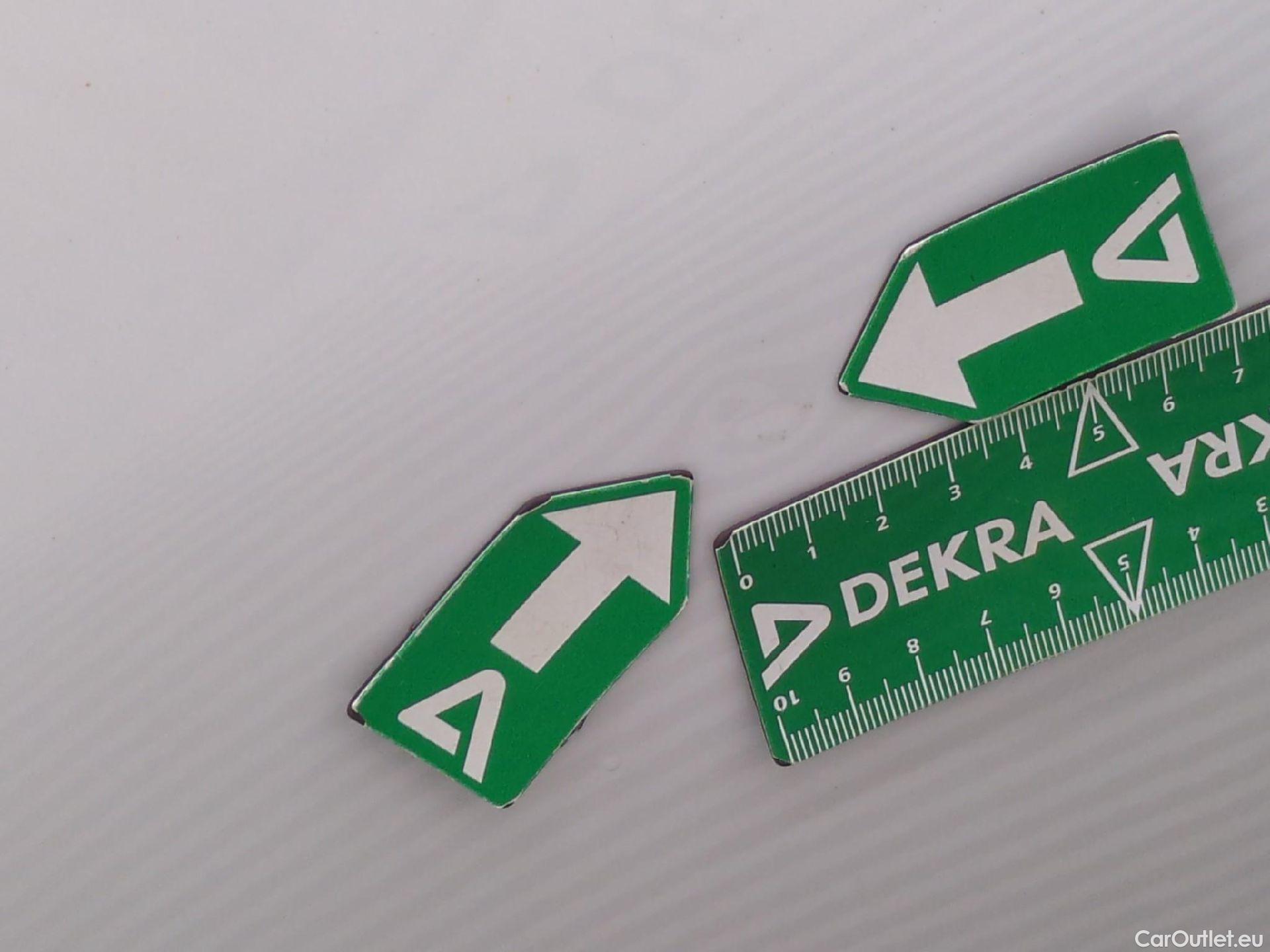  Renault  Megane RENAULT Mégane Berline / 2020 / 5P / Berline Business TCe 140 EDC FAP -21N #21