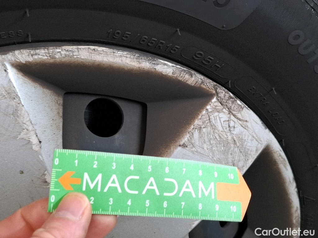  Renault  Kangoo  II Express Maxi Extra (Série Spéciale) 1.5 dCi 95CV BVM6 E6dT #74