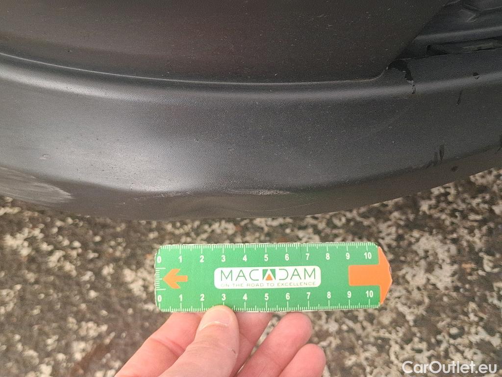  Renault  Trafic RENAULT  / 2019 / 4P / Fourgon tole FG GCF L1H1 1200 dCi 120 #8