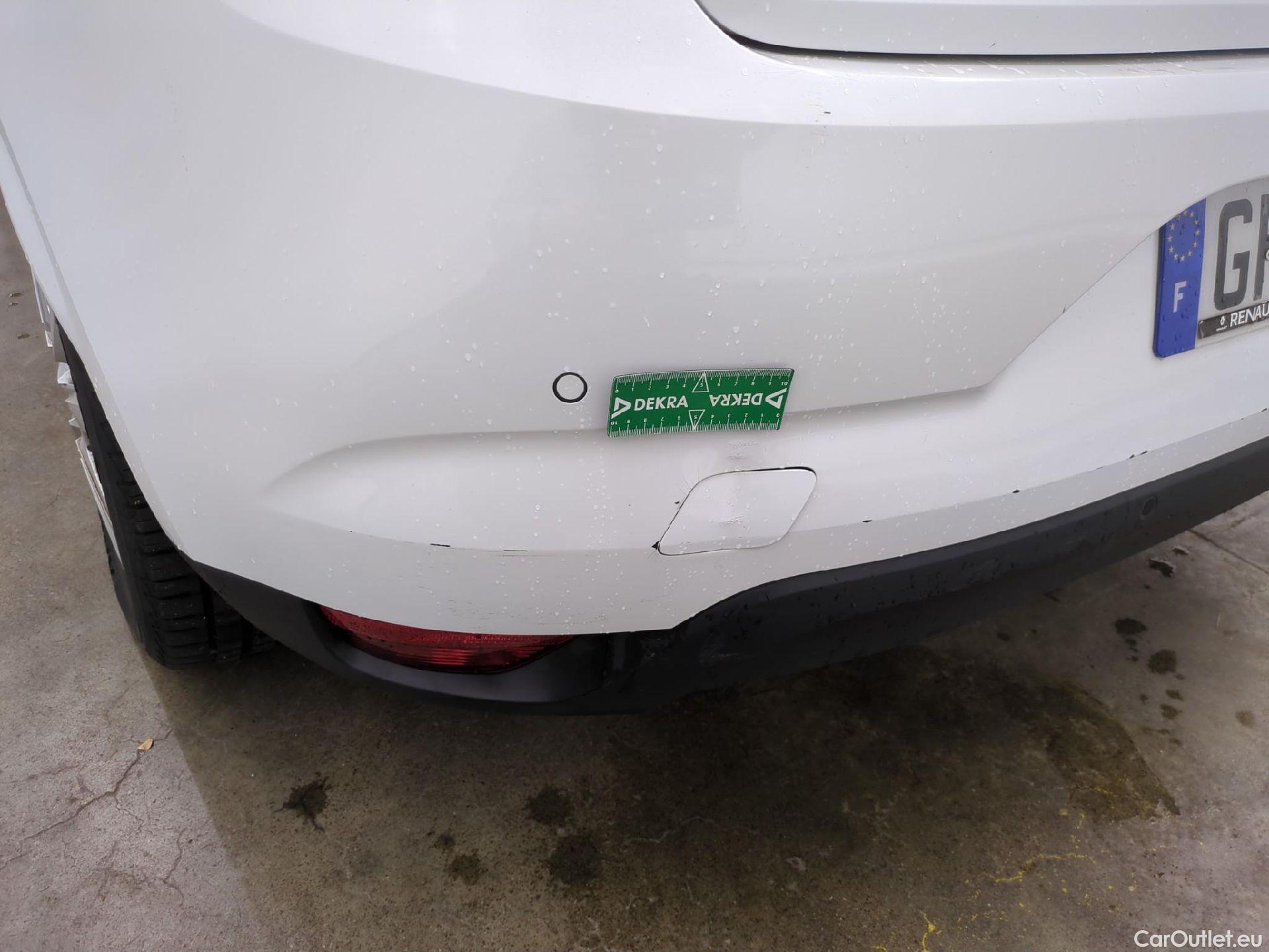  Renault  Megane RENAULT Mégane Berline / 2020 / 5P / Berline Business TCe 140 EDC FAP -21N #28