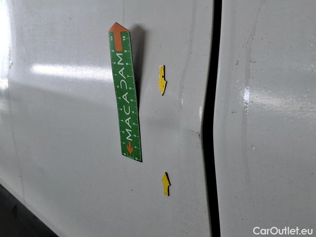  Renault  Trafic  Furgon Grand Confort L1H1 1200 1.6 dCi 125CV BVM6 E6 #37