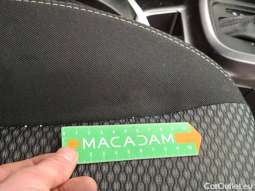  Land Rover  Discovery SUZUKI Vitara / 2015 / 5P / SUV 1.5 Dualjet hybrid PRIVILEGE AT #34