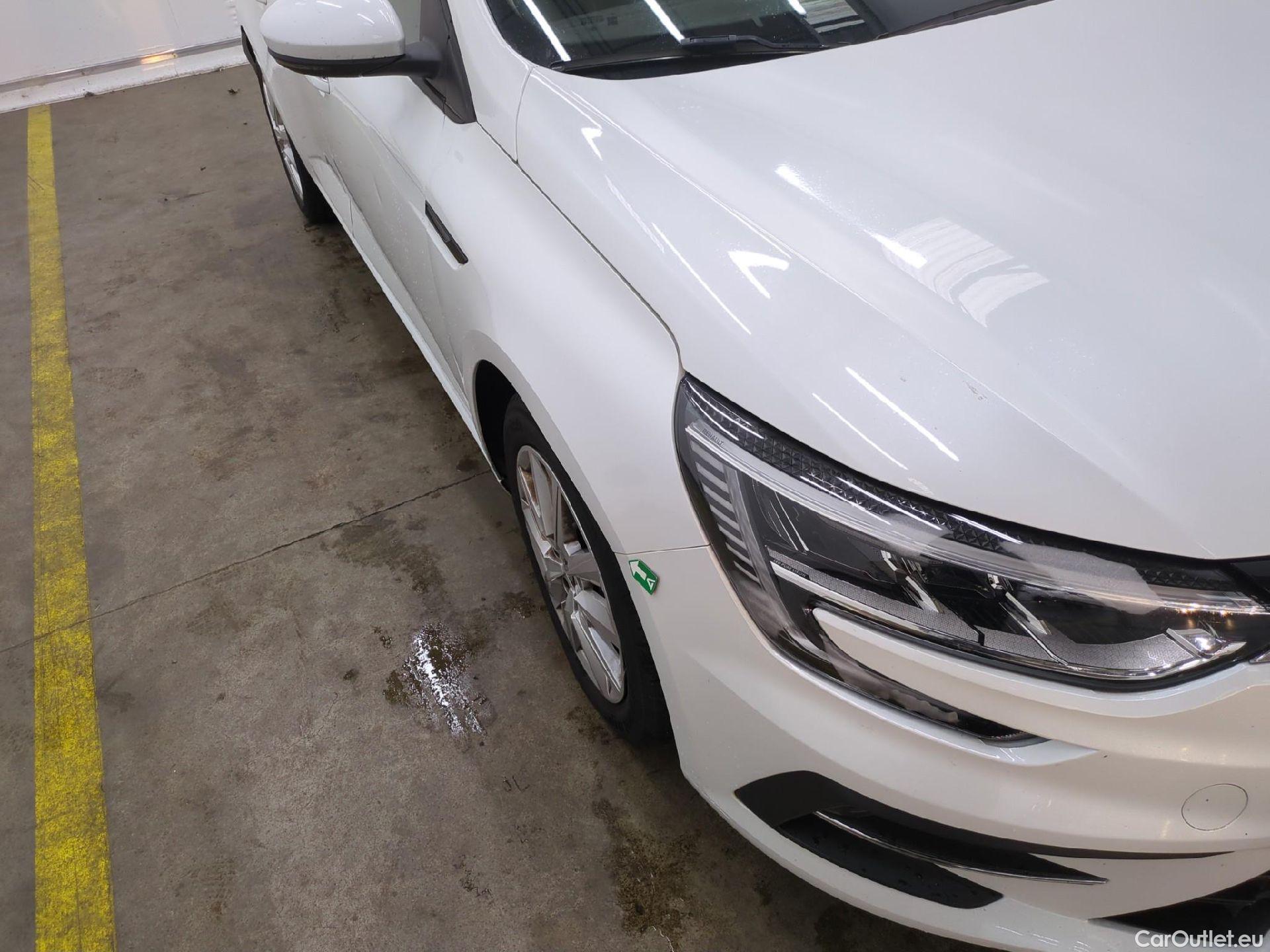  Renault  Megane RENAULT Mégane Berline / 2020 / 5P / Berline Business TCe 140 EDC FAP -21N #11