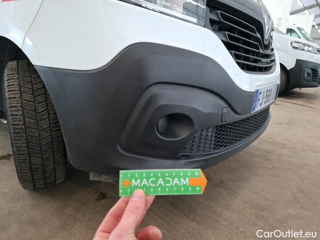  Renault  Trafic  Furgon Grand Confort L1H1 1200 1.6 dCi 125CV BVM6 E6 #57